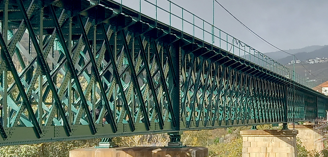 Renovação da Ponte da Sermenha, na Linha do Douro