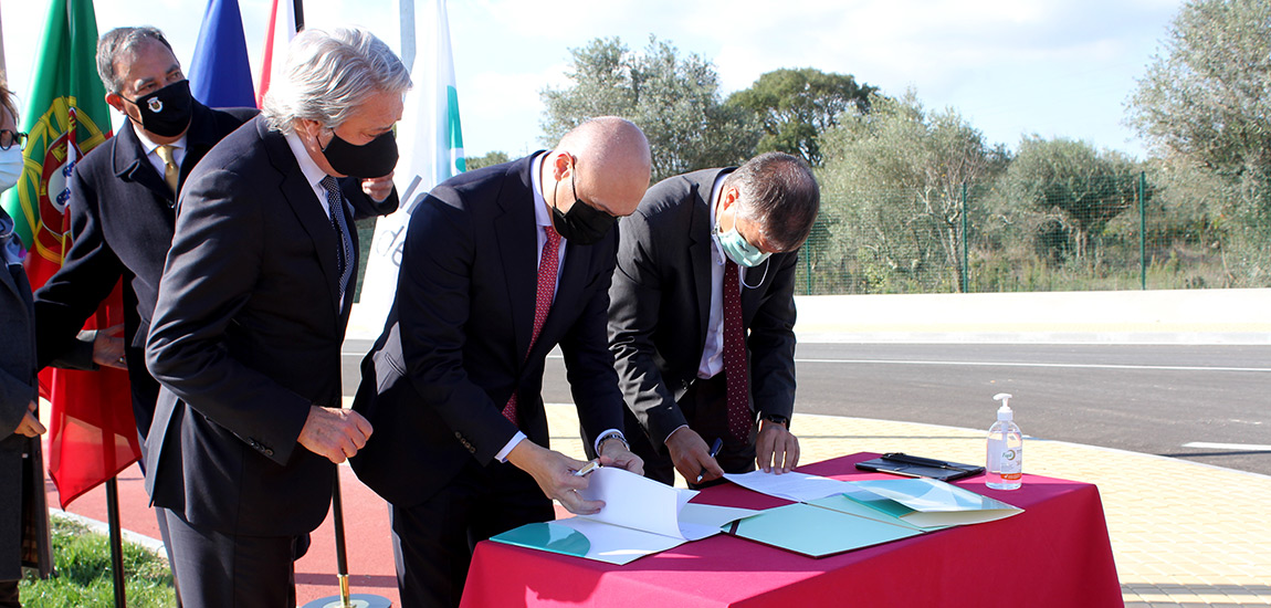Assinatura de protocolo entre a Infraestruturas de Portugal e a O.J.E. Logistics – Entroncamento