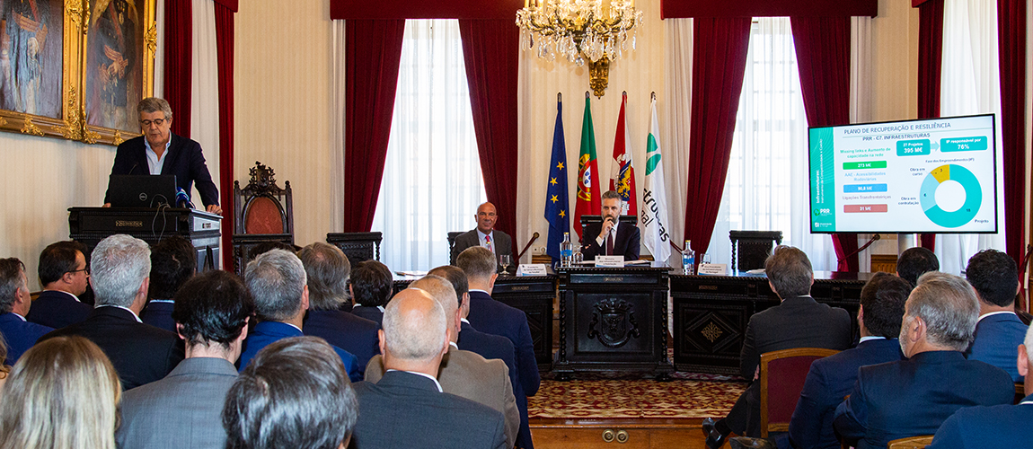 Construção do troço do IC35 entre Penafiel e Rans.