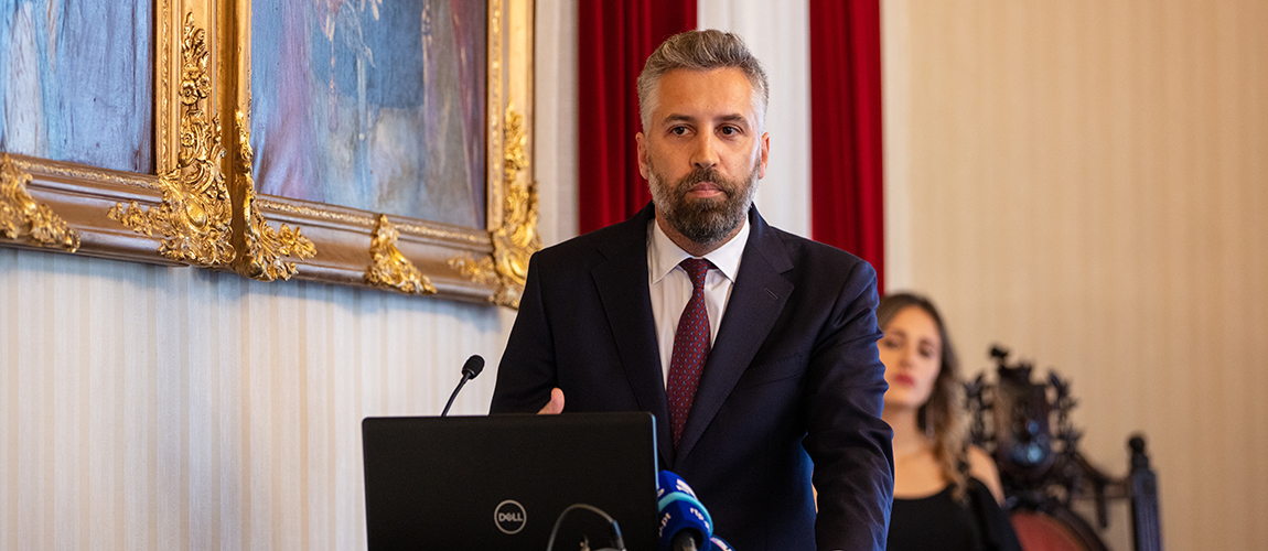 Construção do troço do IC35 entre Penafiel e Rans.