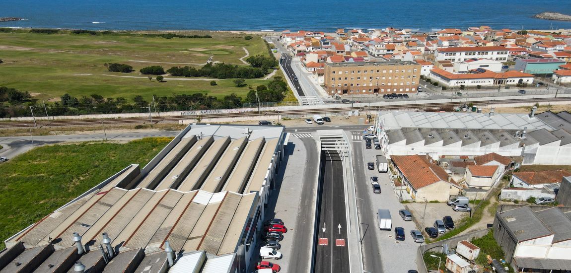 Fotografia da Passagem Inferior da Linha do Norte em Espinho: fotografia 4