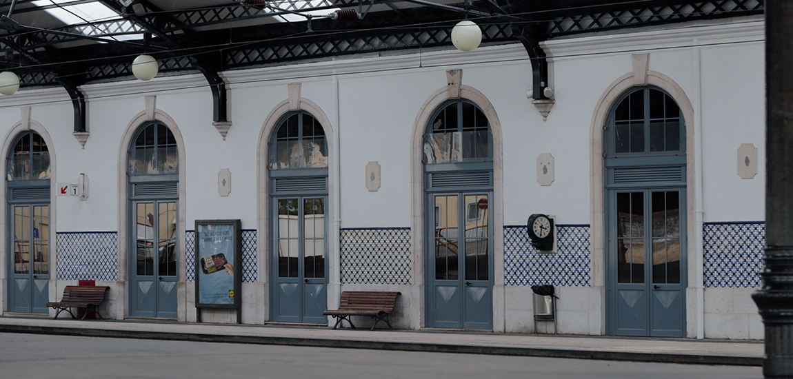 Imagem - Azulejos Estação ferroviária Alcântara-Terra
