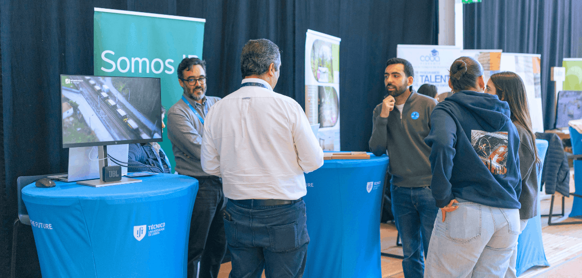 Stand da Infraestruturas de Portugal no Dia DECivil 2026. Foto: IST