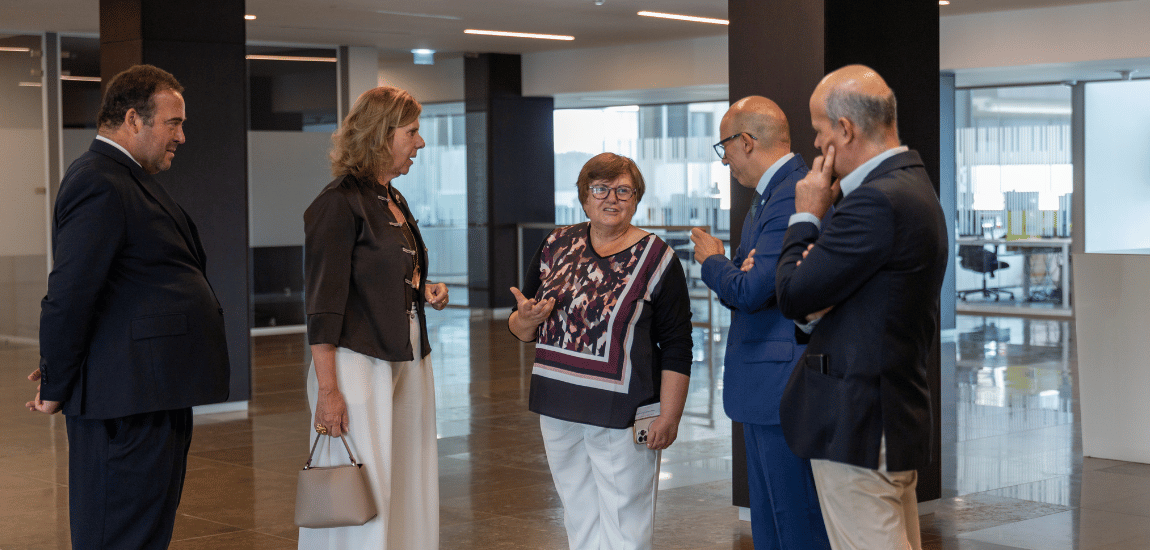 Ministro do Planeamento e Investimento Estratégico de Timor-Leste, Gastão de Sousa, Vogal da Conselho de Administração da Infraestruturas de Portugal, Maria Amália Almeida e Secretária de Estado da Mobilidade, Cristina Pinto Dias