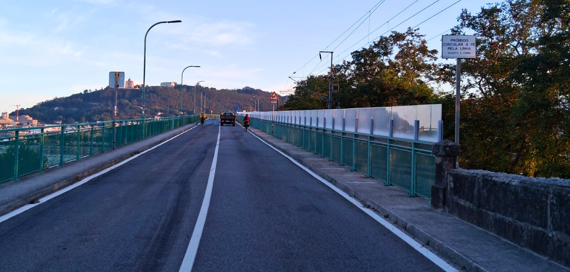Circulação pedonal na Ponte do Lima