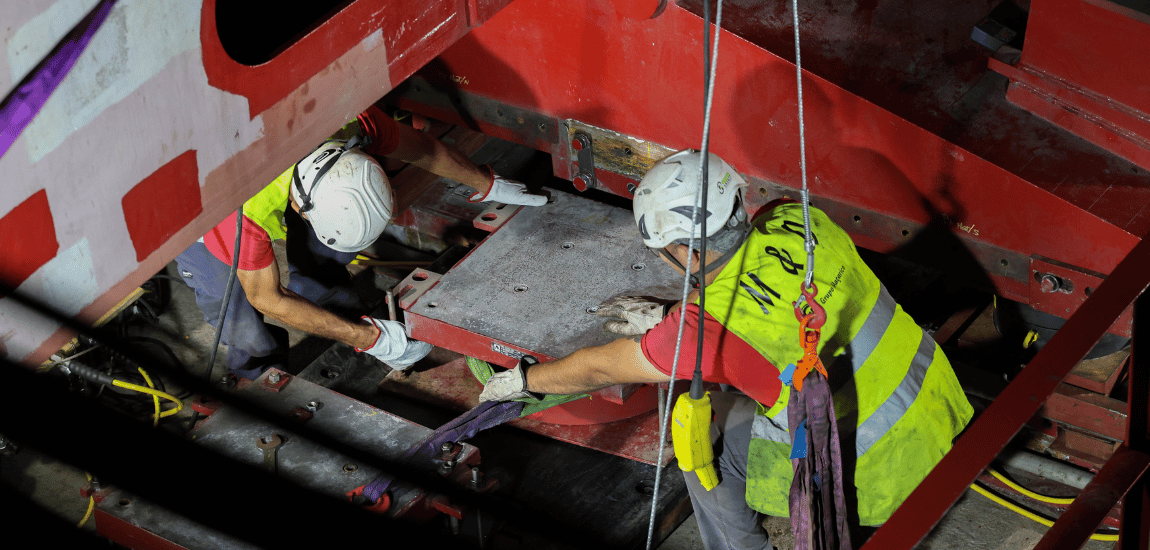 O trabalho que mantém a Ponte 25 de Abril em movimento