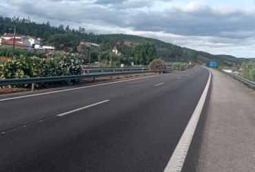 Trabalhos de reabilitação e reforço em três Passagens Hidráulicas da A23