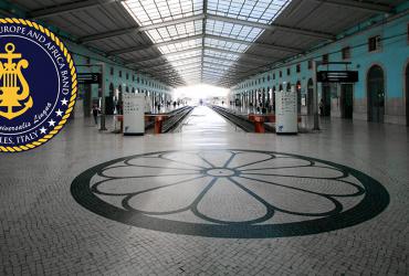 Atuação da Banda "USA Naval Forces Europe e Africa" na Estação de Santa Apolónia