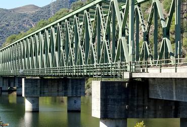 Reabilitação do Viaduto e Ponte da Ferradosa na Linha do Douro.