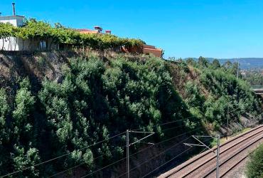 Linha do Douro - Empreitada de estabilização de talude