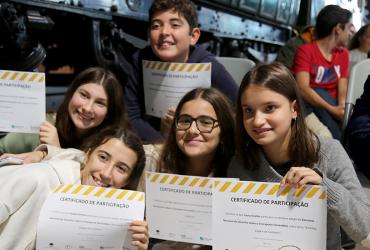 Participantes premiados na cerimónia de entrega de prémios