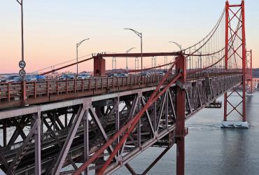 Ponte 25 de Abril