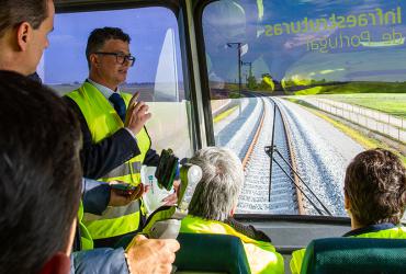 Fotografia 1 - SEAI visita as Obras da Nova Linha de Évora