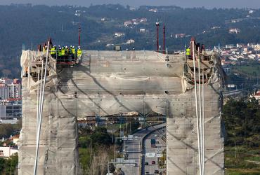 Ordem dos Engenheiros visita Ponte Edgar Cardoso: fotografia 1