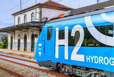 Primeiro comboio a Hidrogénio realiza testes na rede ferroviária portuguesa (créditos foto CAF)
