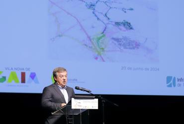 Fotografia da apresentação da futura Estação de Santo Ovídio