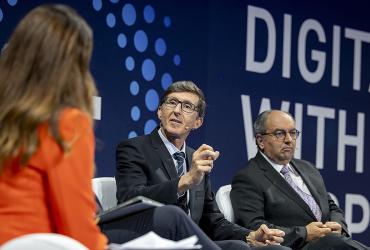 Fotografia da sessão do CNN Portugal Summit