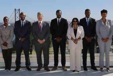 Equipas das duas empresas