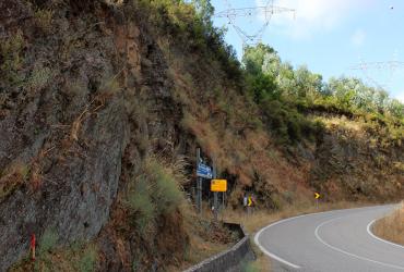 Imagem 1 - taludes na EN238